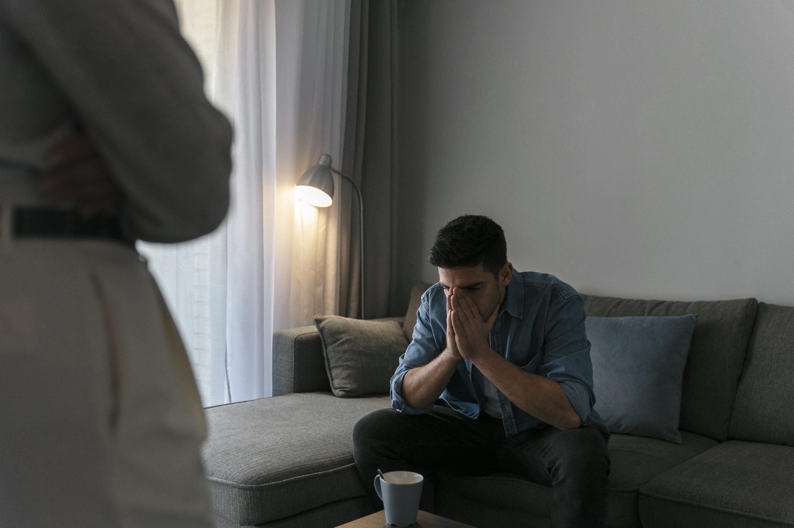 El apego evitativo influye en las relaciones